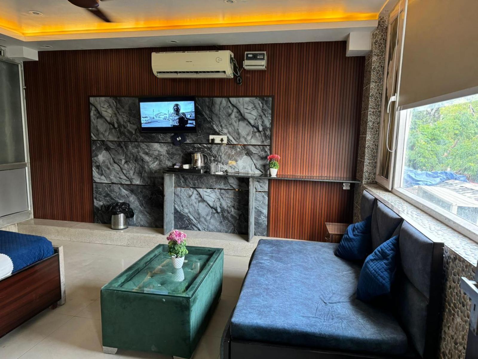 Hotel Dev Ganga Ришикеш Экстерьер фото
